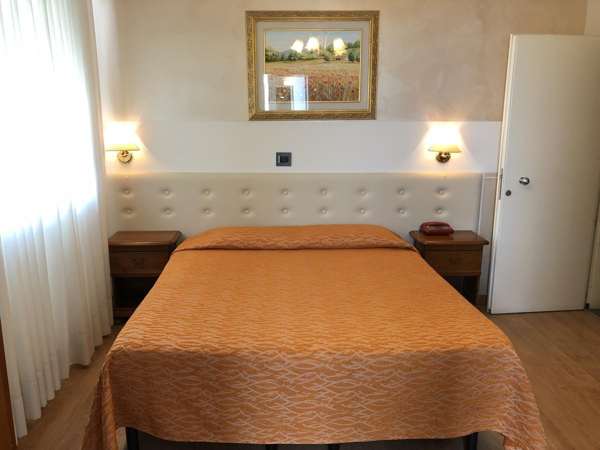 Hotel Victoria 3*